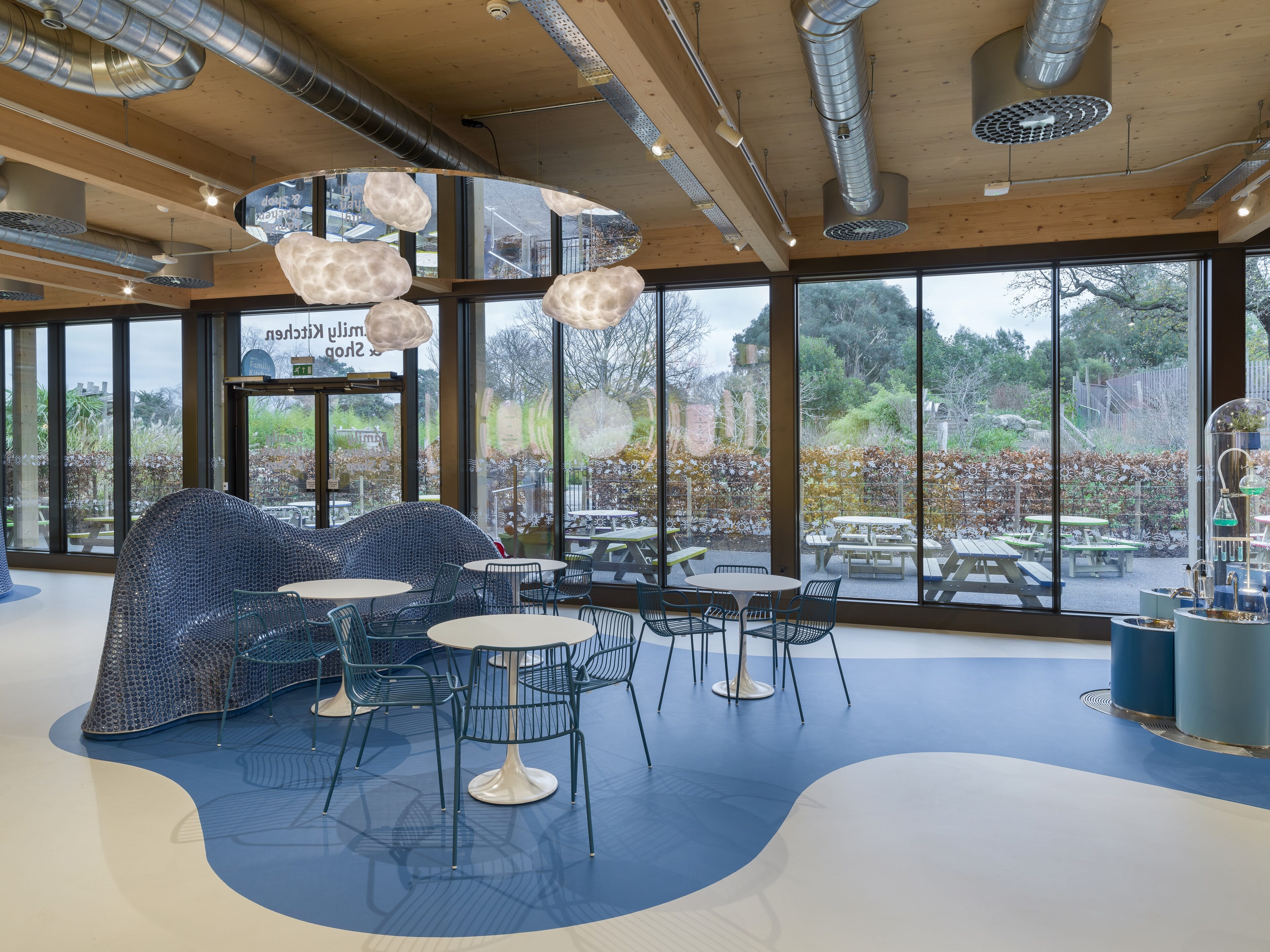 Family Restaurant - Royal Botanical Gardens6